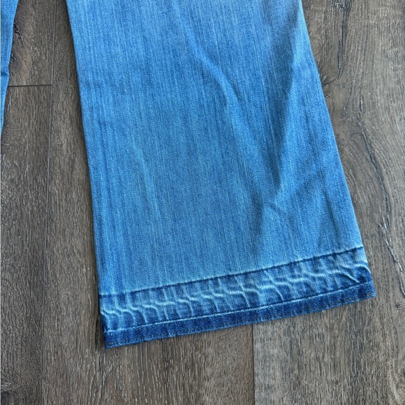 Vintage Low Rise Cropped Gap Jeans.  New with tags. Women’s size 8. - Picture 7 of 11